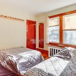 Charming Tannersville Home With Fire Pit And Deck!